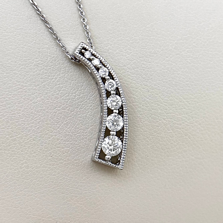 Diamond Pendant Necklace 0.44tcw WG