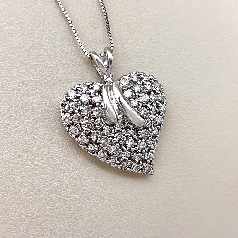 Diamond Cluster Heart Pendant Necklace 0.79tcw