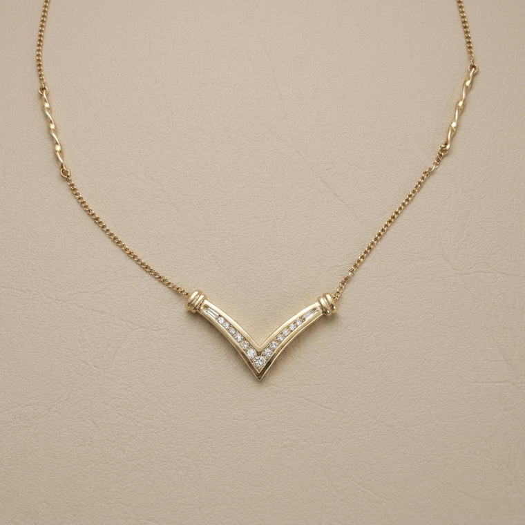 Diamond Chevron Necklace 0.52tcw