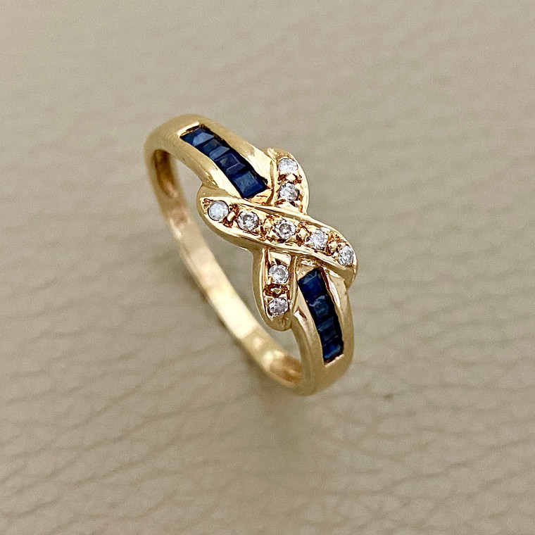 X Sapphire Diamond Ring 0.25tcw