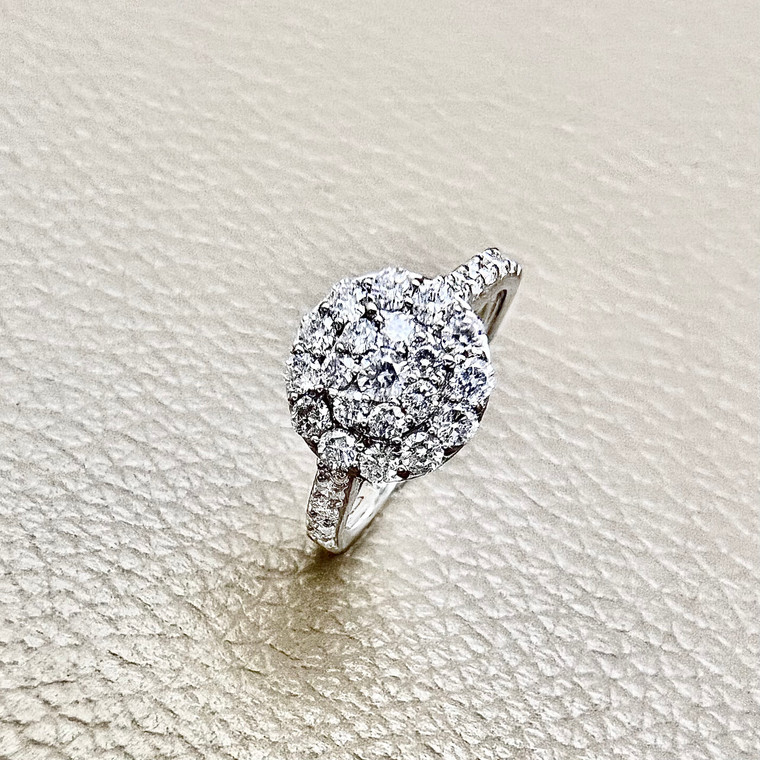 Cluster Diamond Ring 1.20tcw