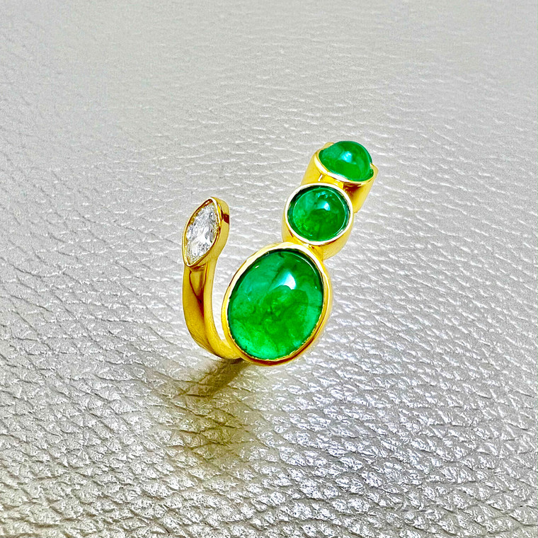 Luxury Cabochon Emerald Cocktail Ring