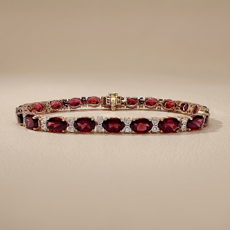 Garnet and diamond tennis bracelet 18.70tcw 14kt yellow gold front view