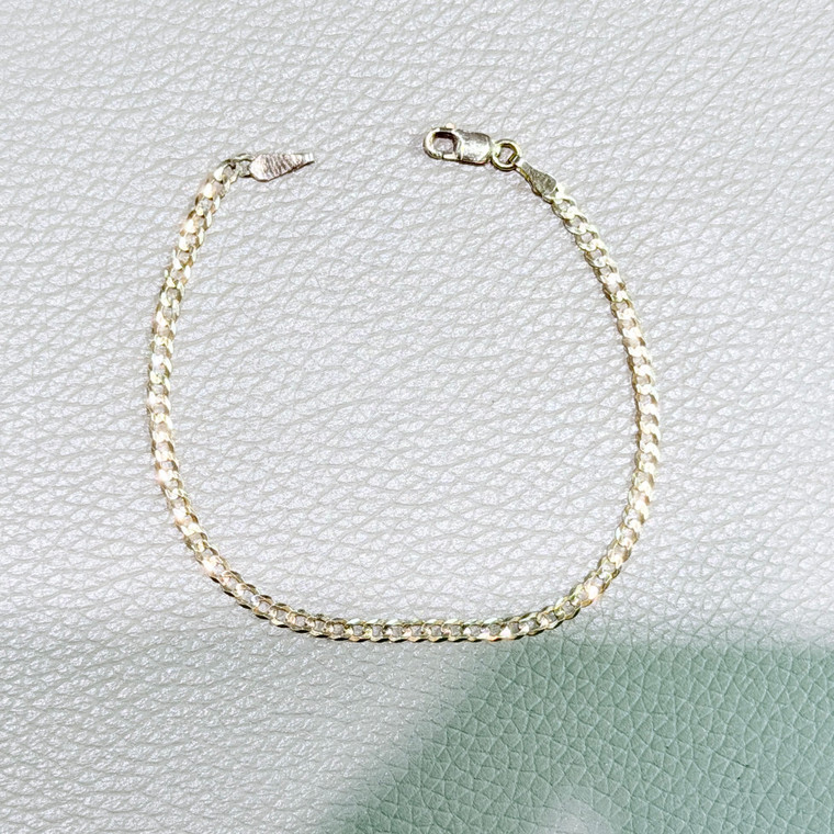 Flat Cuban link gold bracelet 2.50mm 14kt yellow gold front view