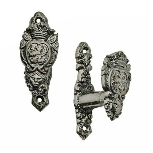 Rampant Lion Pewter Sword or Knife Wall Hanger Set