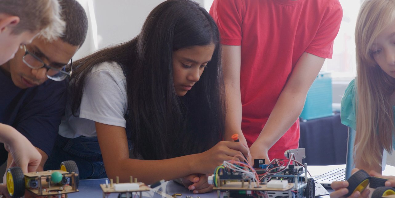 STEM Classroom Supplies, Games, & Projects for Middle School - Anatomy ...