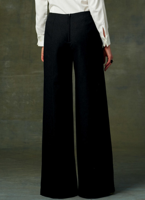 Vogue Patterns V9282 | Misses' Pants with Button Detail