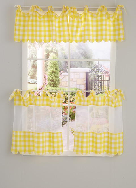 McCall's M8302 | Kitchen Décor and Apron