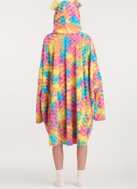 Simplicity S9431 | Unisex & Teens' Hooded Wearable Blanket