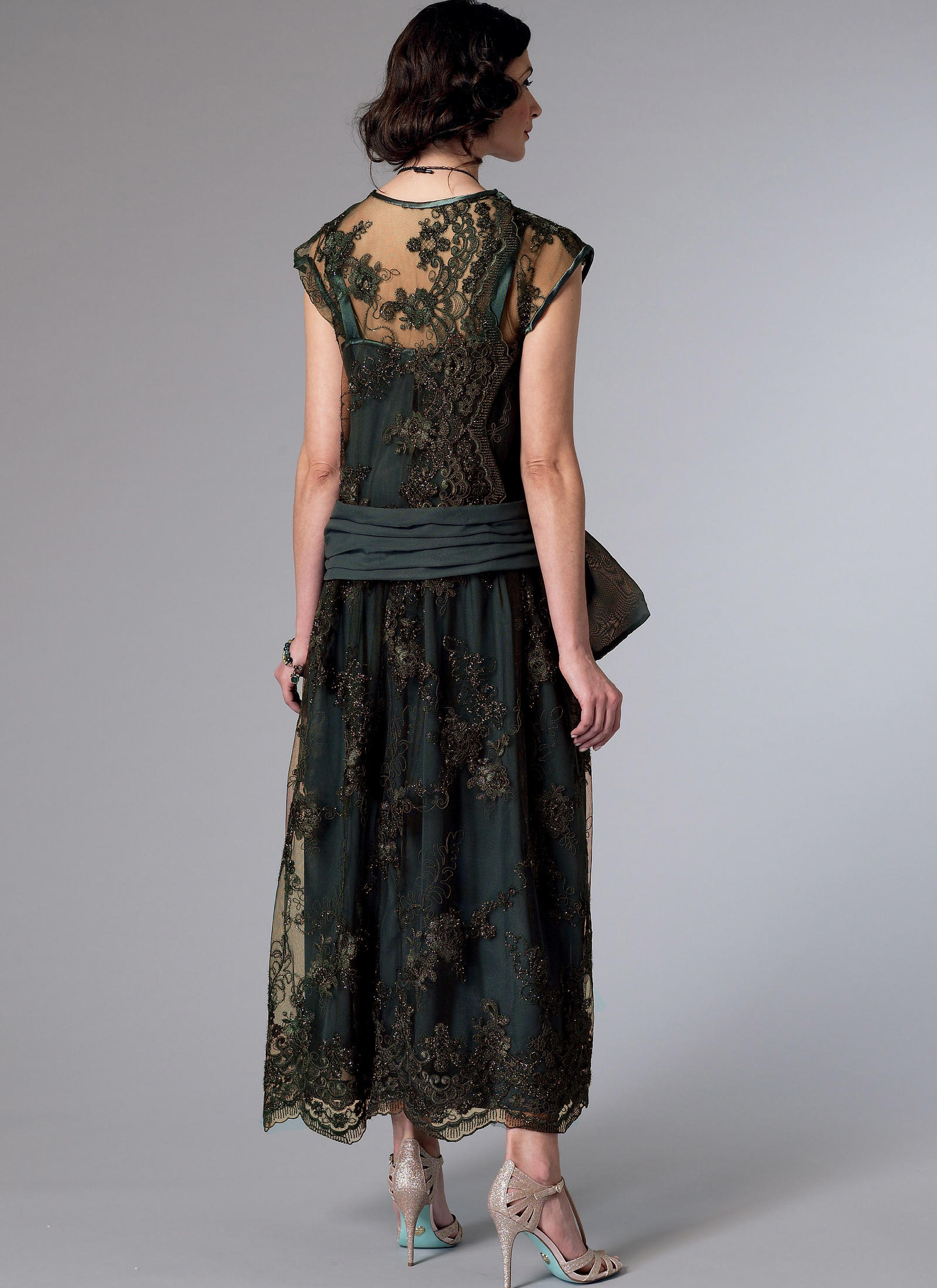 Butterick B6399 | Misses' Drop-Waist Dress with Oversized Bow