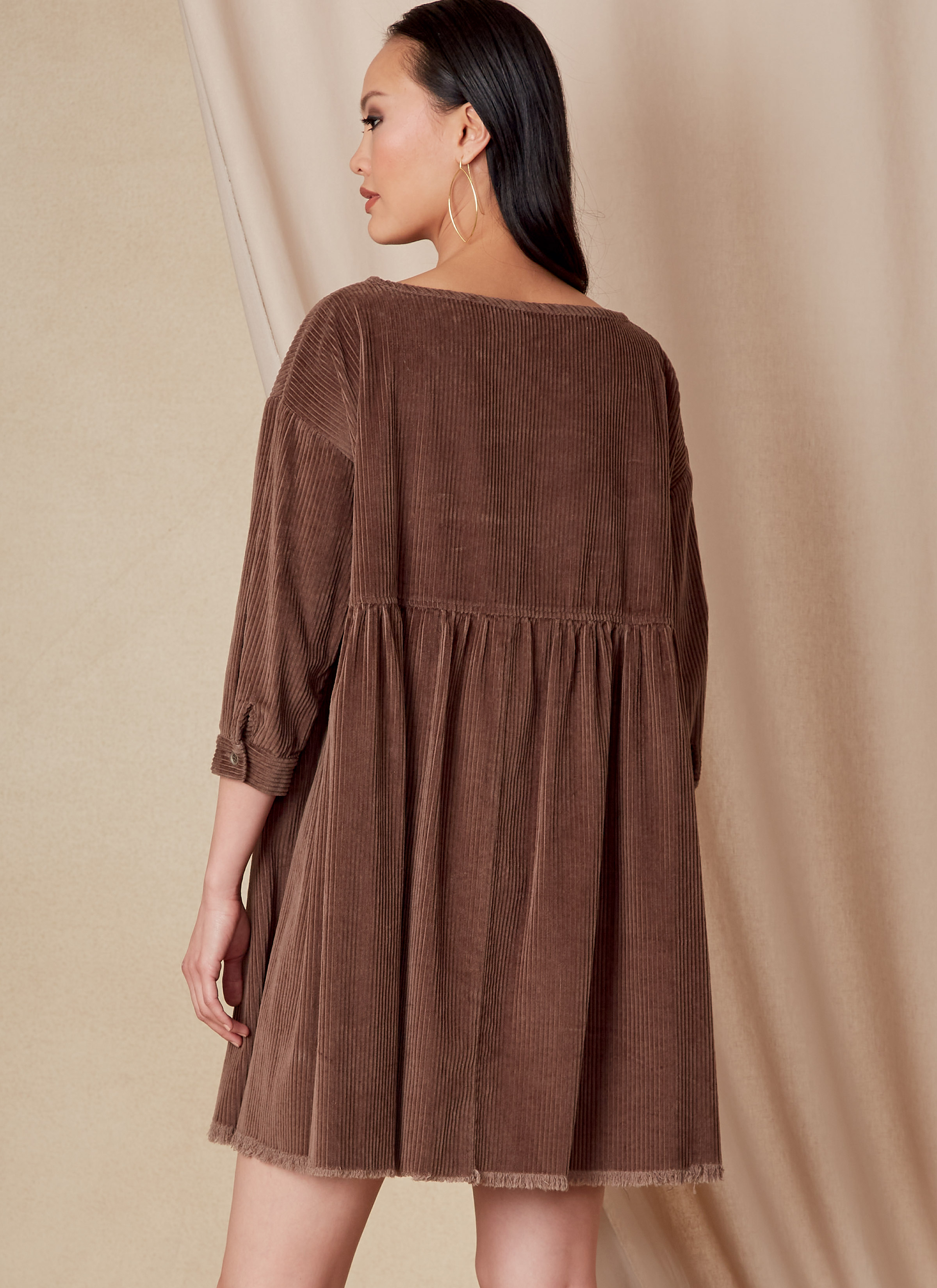 Vogue Patterns V1821 | Misses' Dress