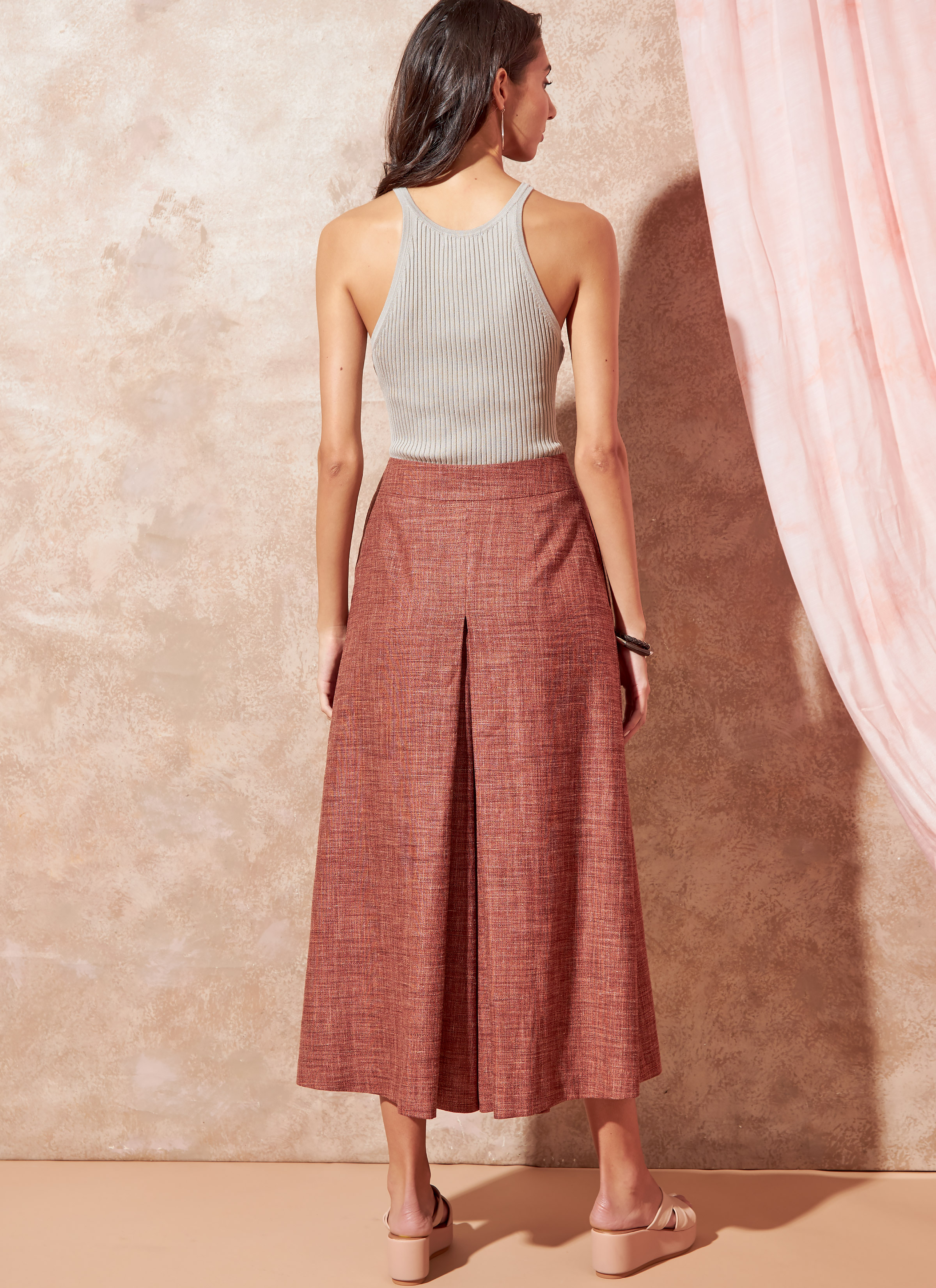 McCall's M8260 | Misses' Skirt, Shorts and Pants