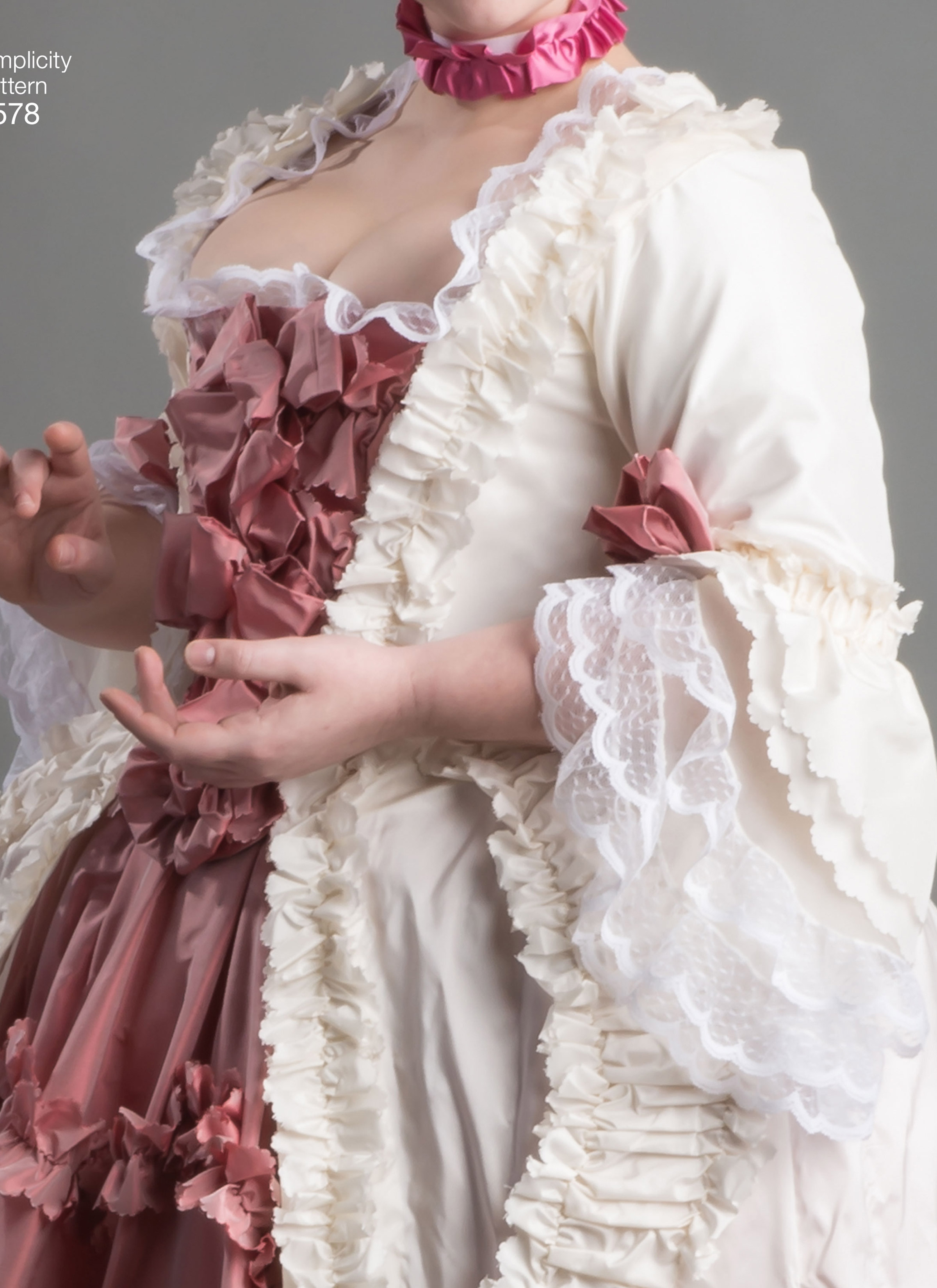 Simplicity S8578 | Misses' 18th Century Gown