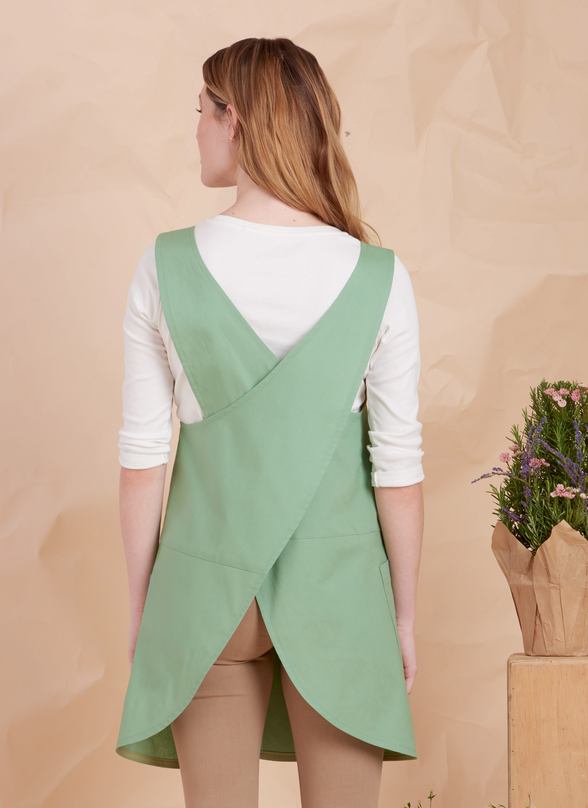 Simplicity S9564 | Misses' Aprons