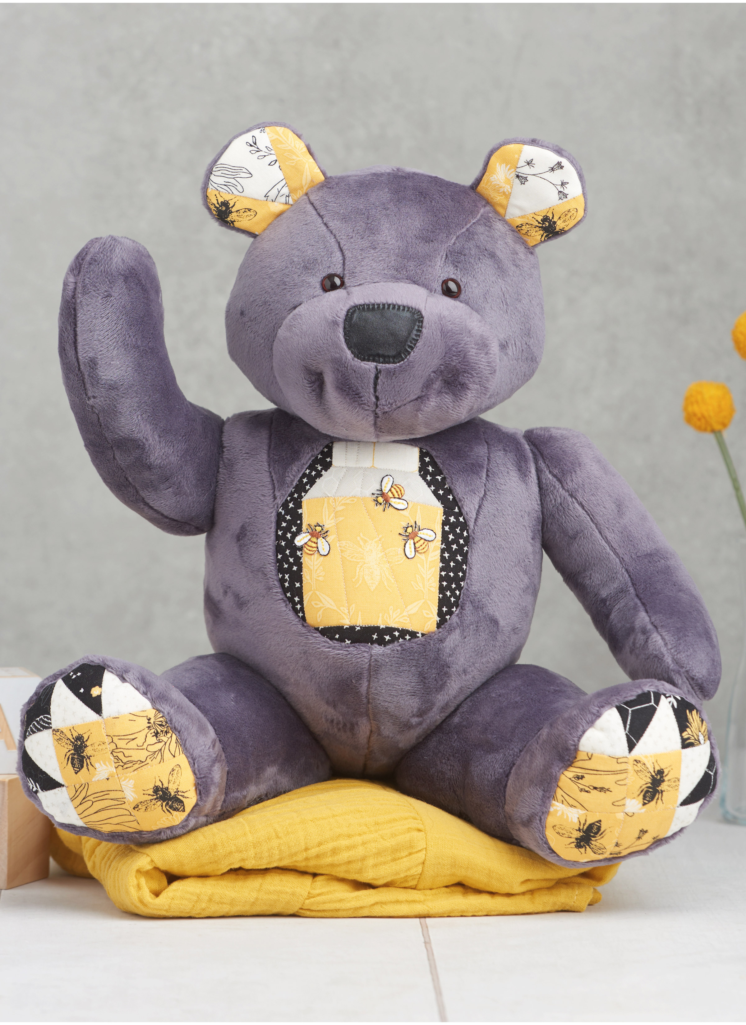 Simplicity S9731 | Stuffed Bear by Carla Reiss Design