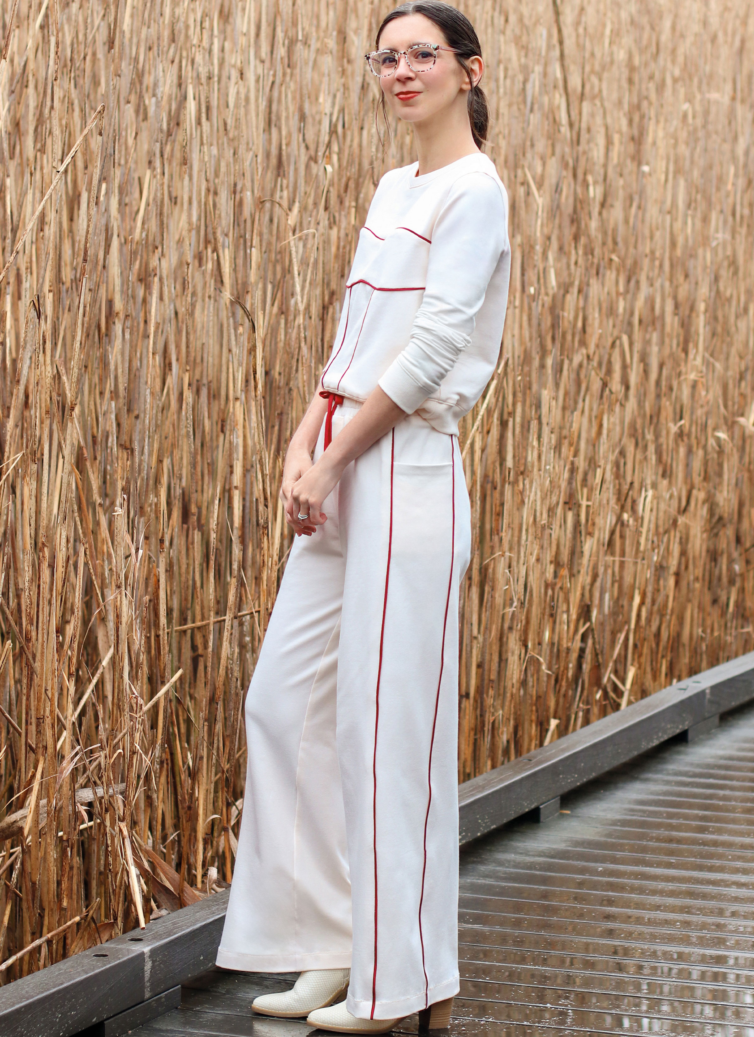 Know Me ME2138 | Know Me Sewing Pattern Misses' Sweatsuit Top and Pants by Holly Darling