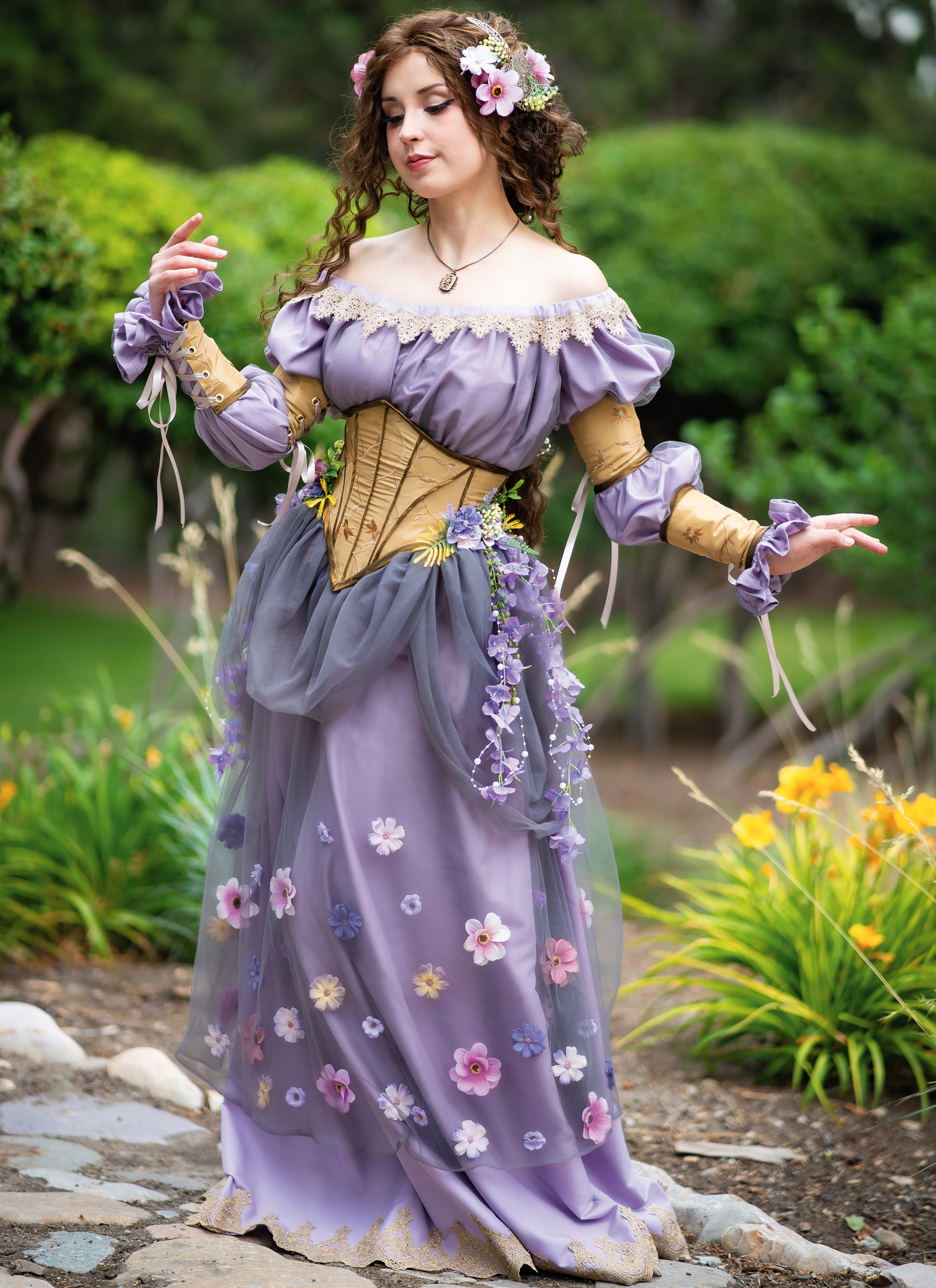 Simplicity S3094 | Simplicity Sewing Pattern Misses' Costume by Raine Emery