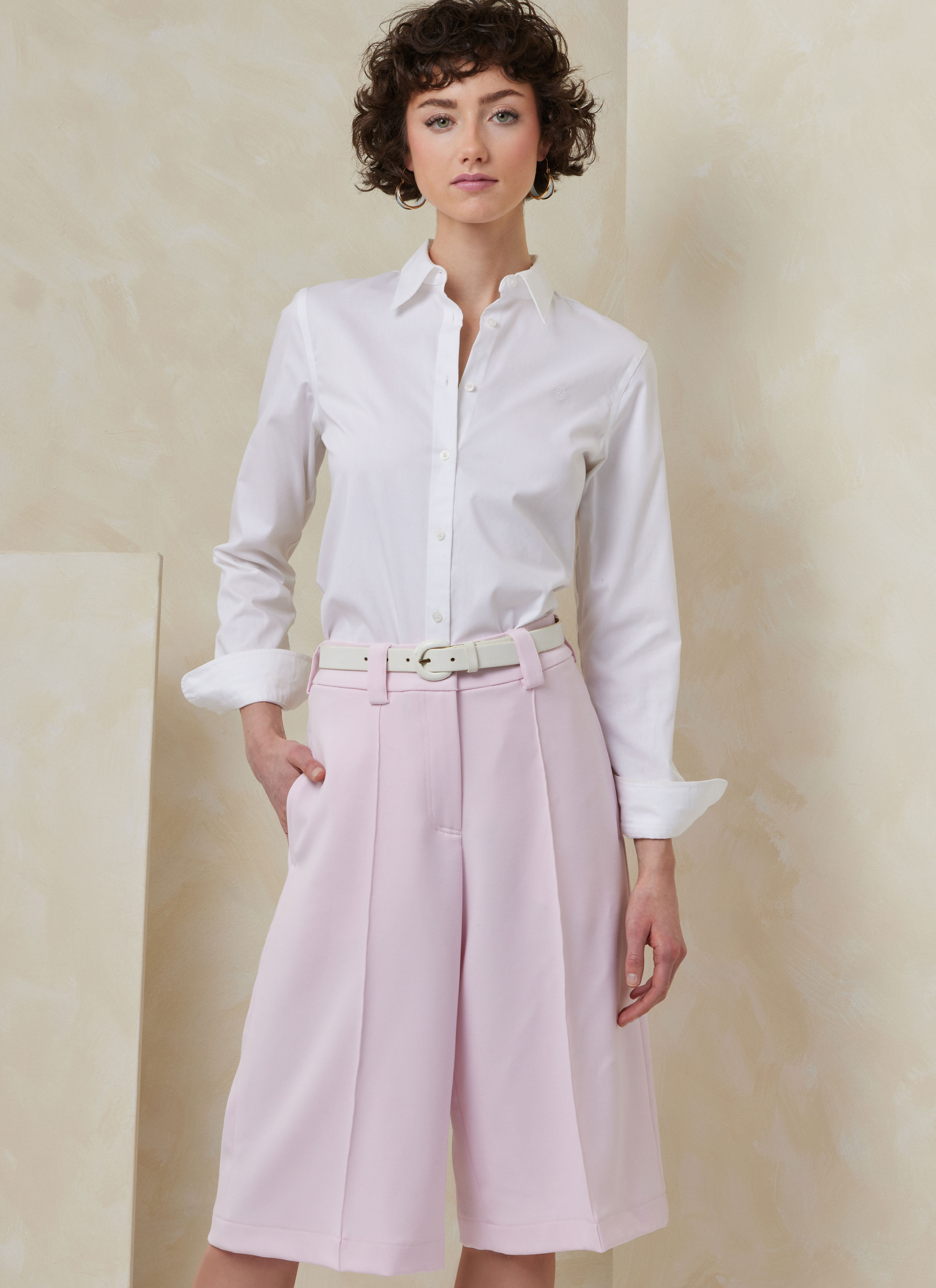 Vogue Patterns V2115 | Vogue Patterns Misses' Shorts in Two Lengths