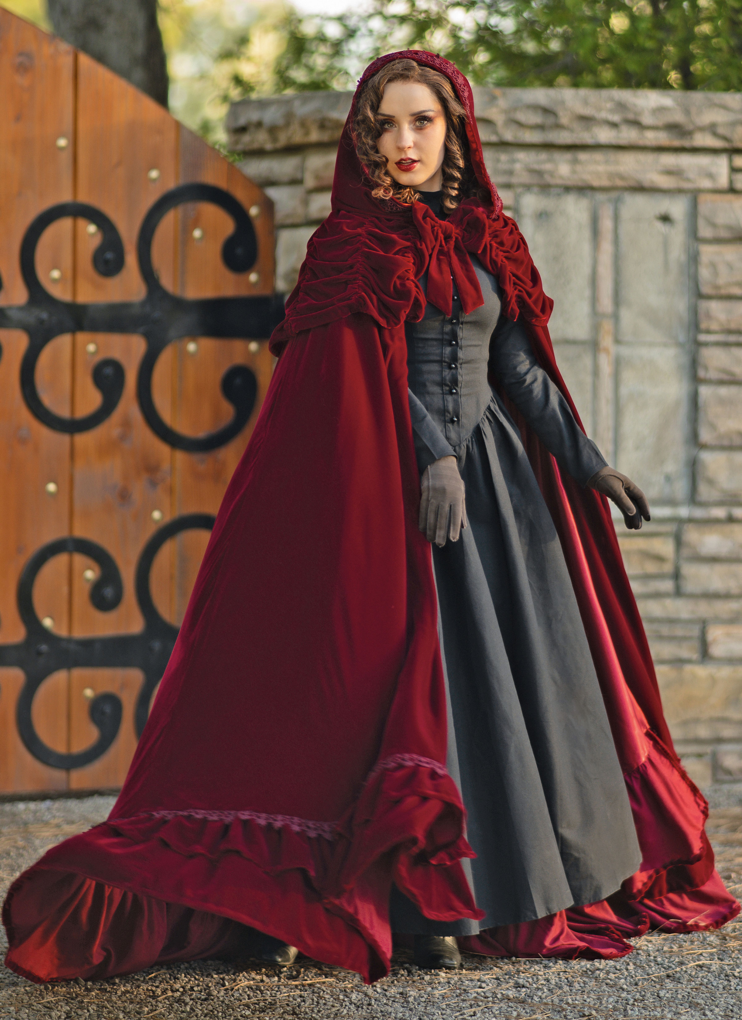 Simplicity S3190 | Simplicity Sewing Pattern Ruffled Romance Cloak by Raine Emery