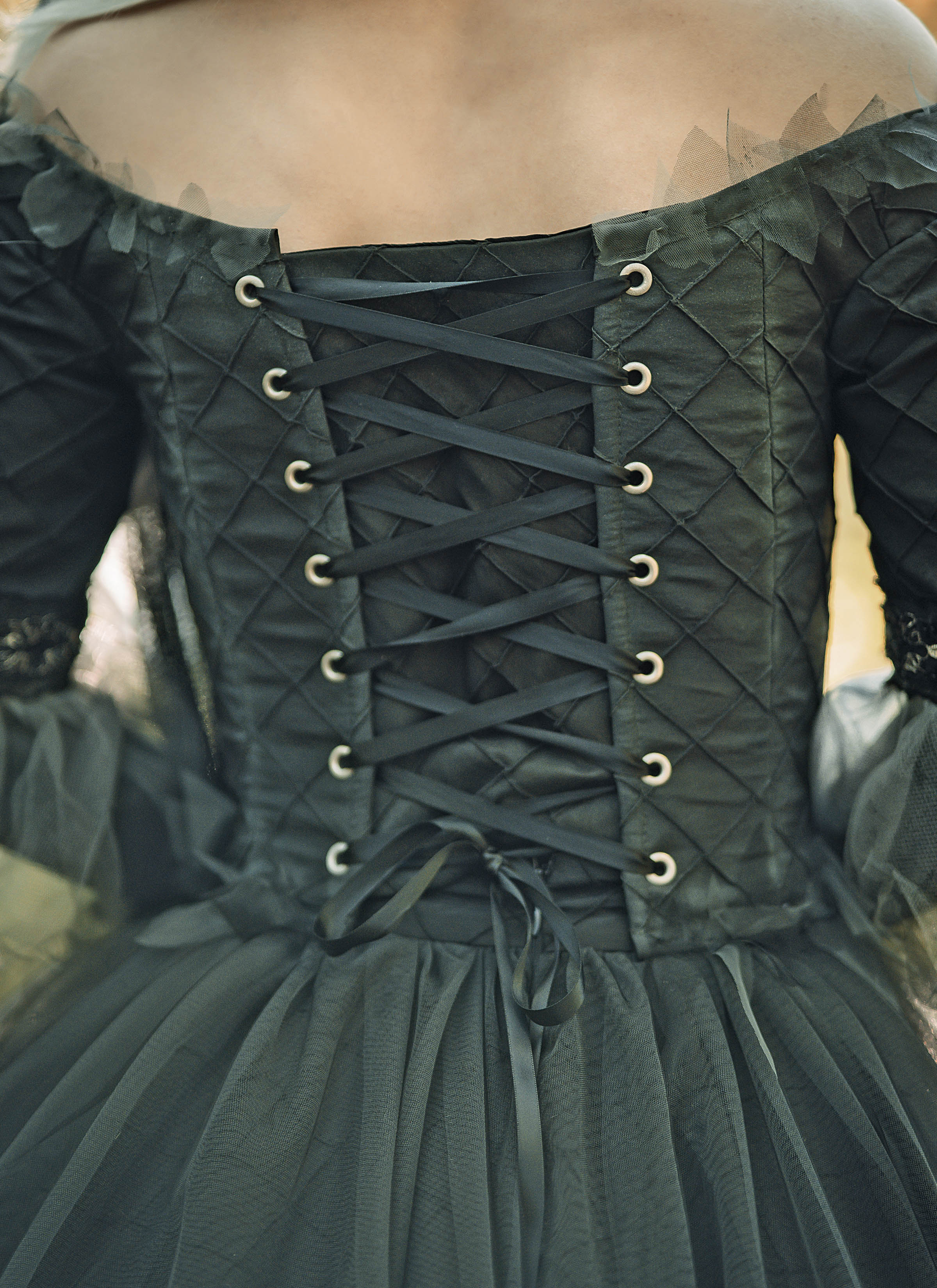Simplicity S3228 | Simplicity Sewing Pattern Misses' Phantom Queen Fantasy Costume by Raine Emery