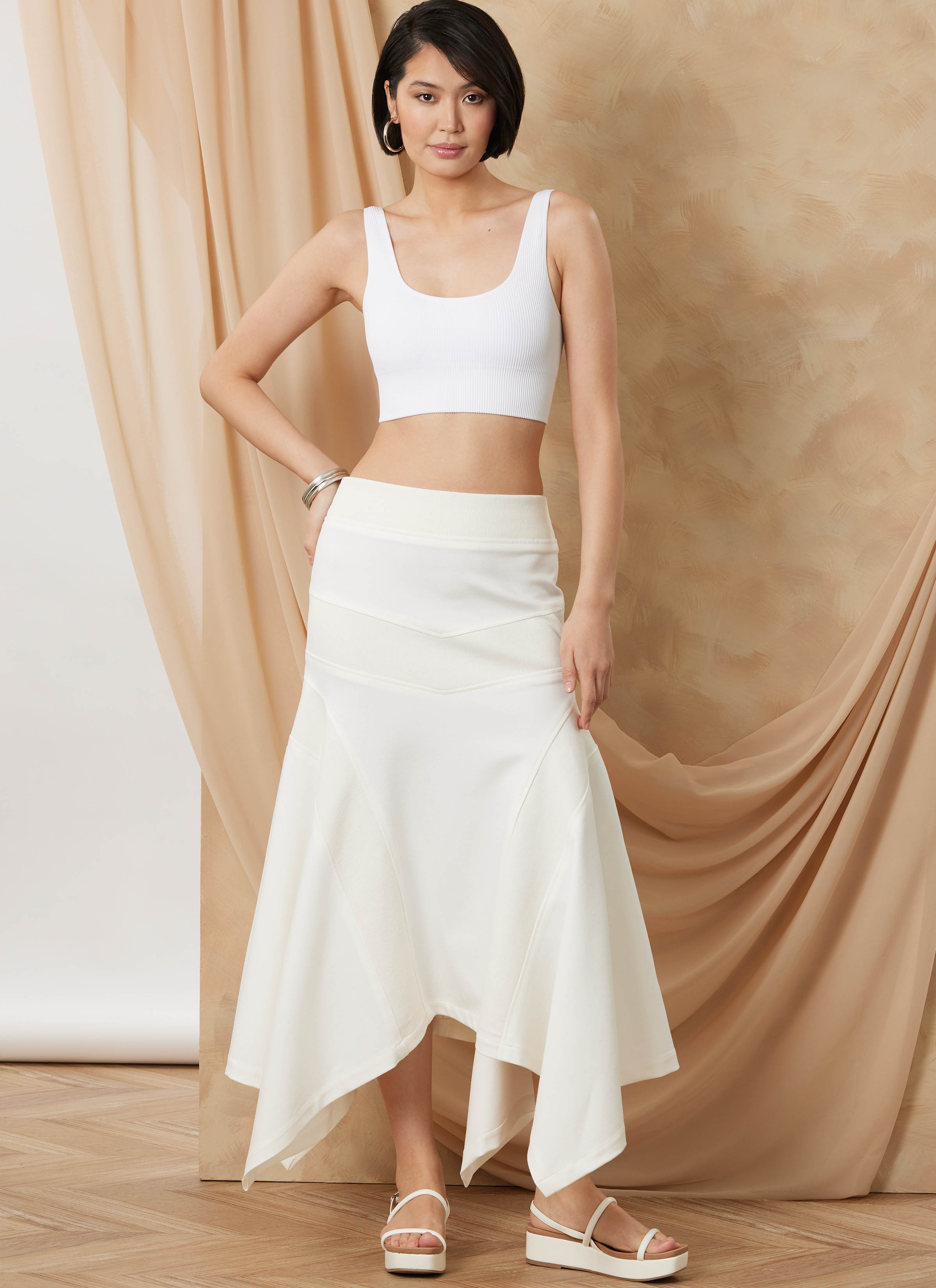 Vogue Patterns V2184 | Vogue Patterns Misses' Ponte Knit Midi Skirt