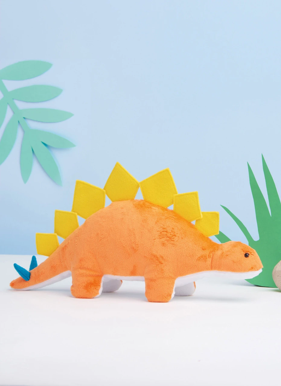 Simplicity S9585 | Plush Dinosaurs by Andrea Schewe