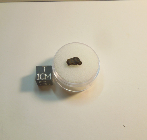 NWA 400, Oum Rokba, H5 Chondrite, Fragment, .182g