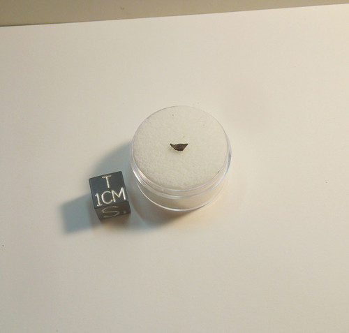 Sahara 98234, Rare Shocked L6, Ringwoodite, Micromount