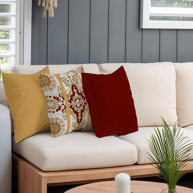 Casablanca 3- Piece Throw Pillow Arrangement