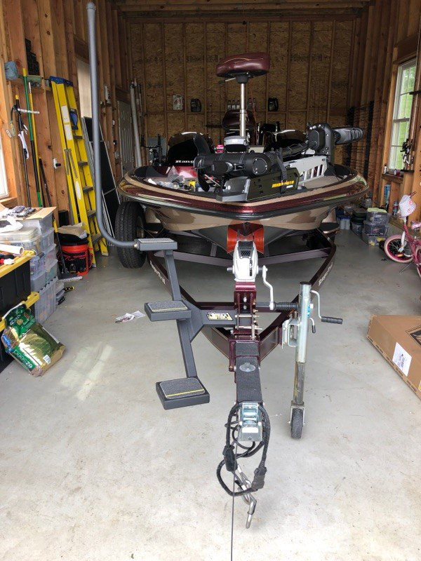 2001 Ranger Comanche 500 Series - Trick Step Marine Trailer Steps