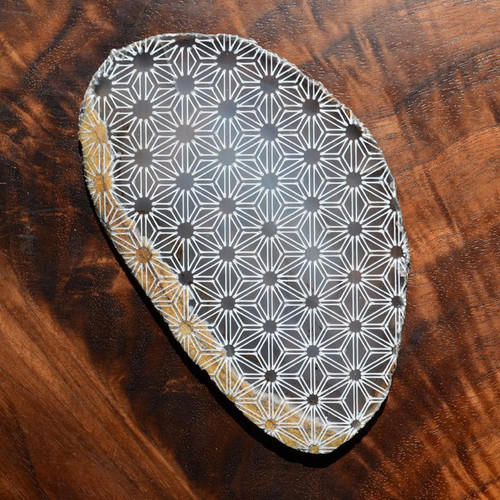 Linework Asanoha Fade Design - Laser Engraved Agate by LaserTrees | Gemstone Metaphysical Art