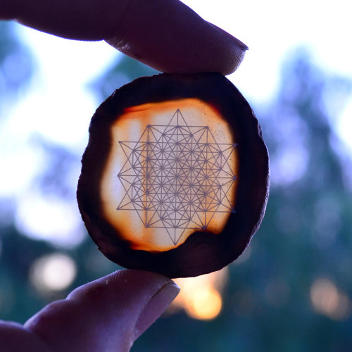 LaserTrees 64 Sided Tetrahedron - Laser Engraved Agate 