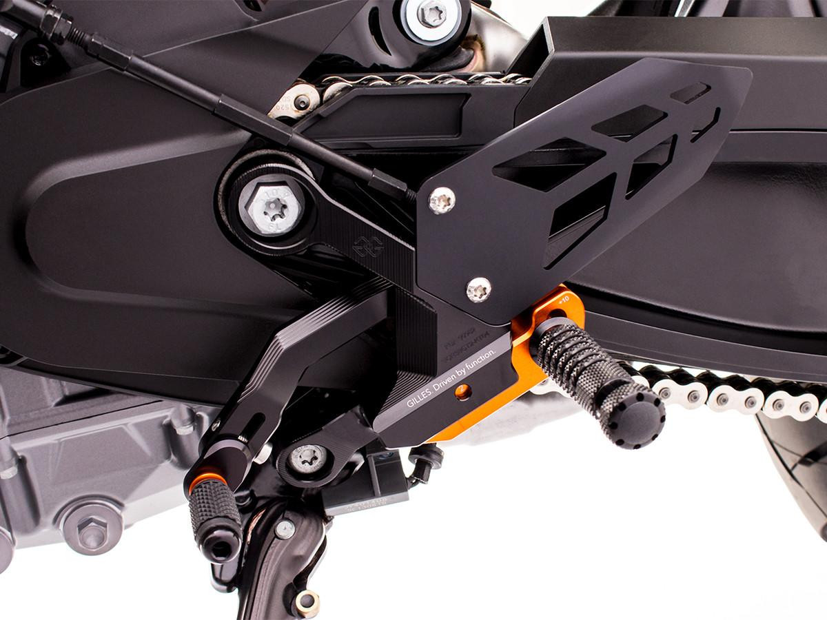 Gilles Tooling KTM Duke 890 / 790 Rearsets: MOTO-D Racing