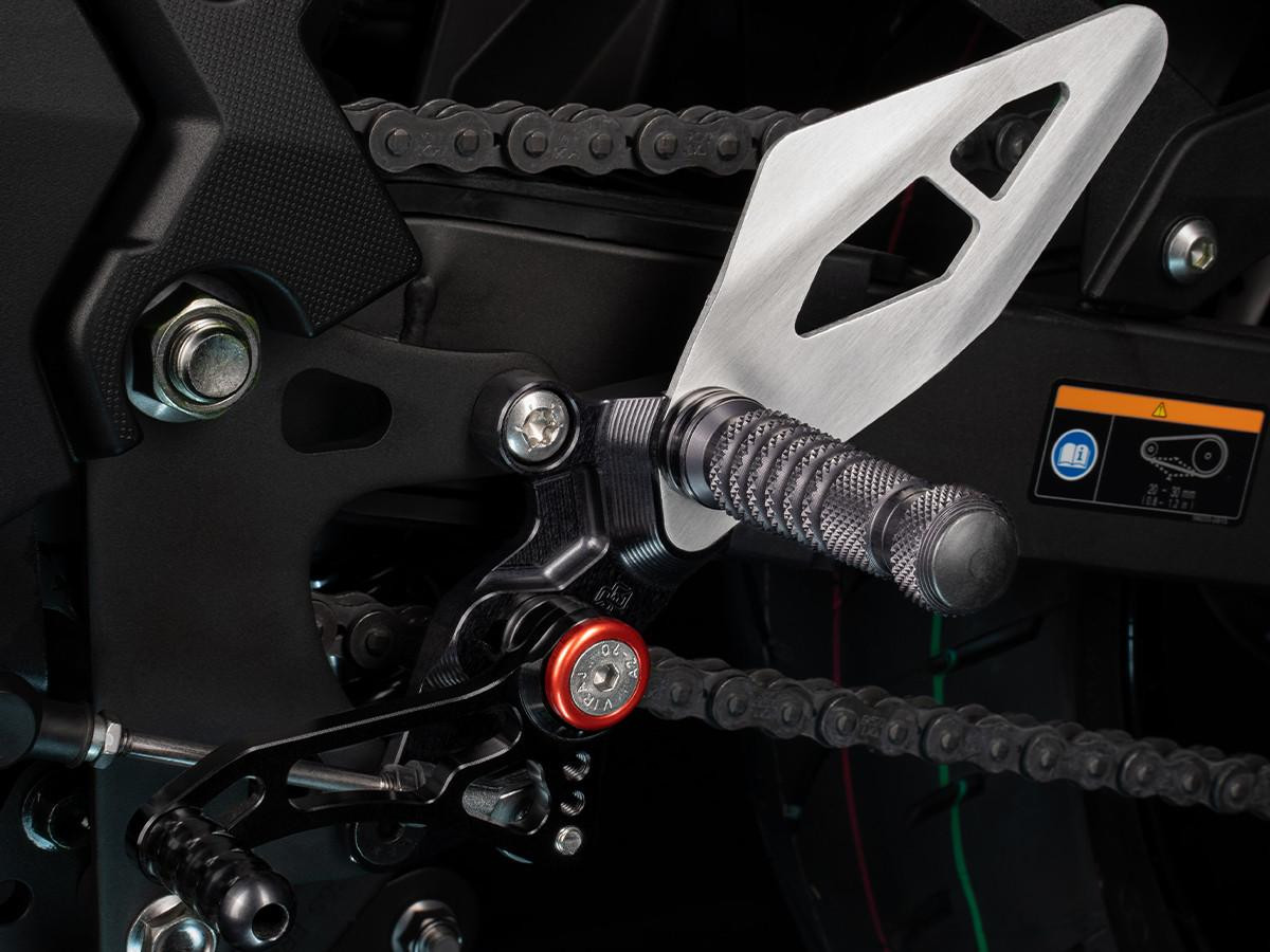 Gilles Tooling Kawasaki Ninja 500 / 400 Rearsets: MOTO-D Racing