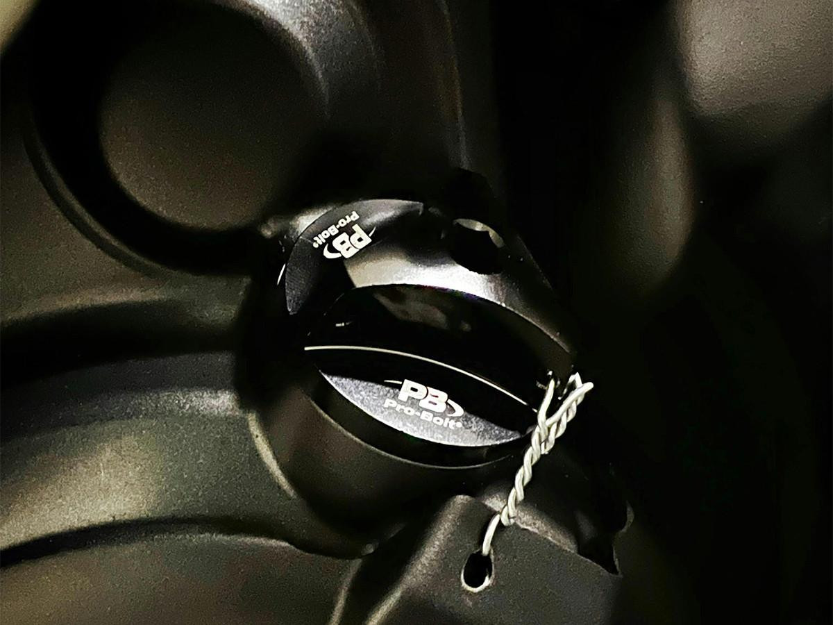 Race Drilled Oil Fill Cap Cap Ducati / Honda / Triumph (20x2.5