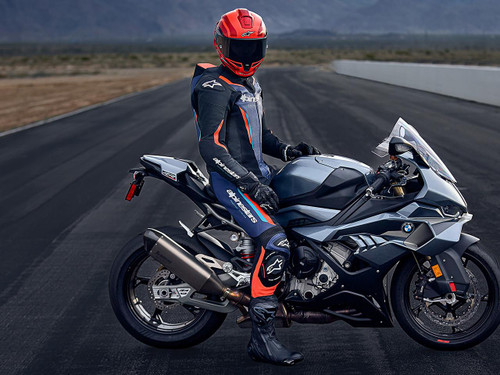 Alpinestars Supertech R10 Helmet Carbon Black