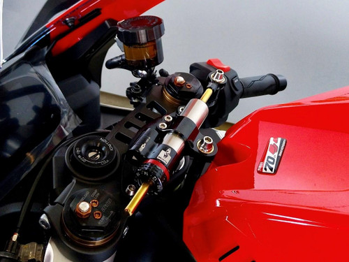 Anti-Tank Slapper Steering Damper for Yamaha R9 Installed