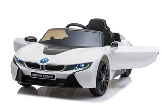 BMW i8 Sports-EV Car