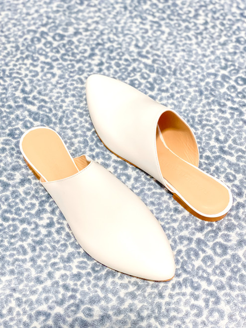 Raleigh Label Slides- White Leather