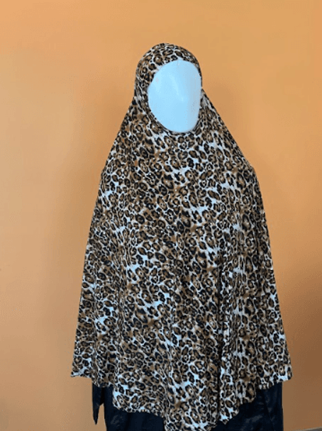  Elegant Leopard Print Prayer Scarf – Modest Comfort with Full Coverage for Daily Worship 