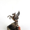 New type resin metal ashtray Pegasus model ashtray with lighter dual purpose cigarette accessories 