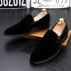 New 2018 Velvet Men Loafers Luxury Brand Shoes Slip on Pointed Toe Party Wedding Shoes Fashion Men Loafers Black Green Wine Red