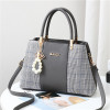 21club Brand PU Leather Large Capacity Woman Handbag Grid Shoulder Bag Fashion Casual Luxury Designer Crossbody Women Handbags