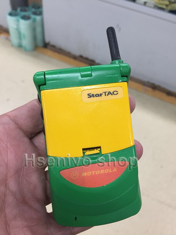 Motorola StarTAC Vintage GSM - Pour Pièces (ne Fonctionne Pas)