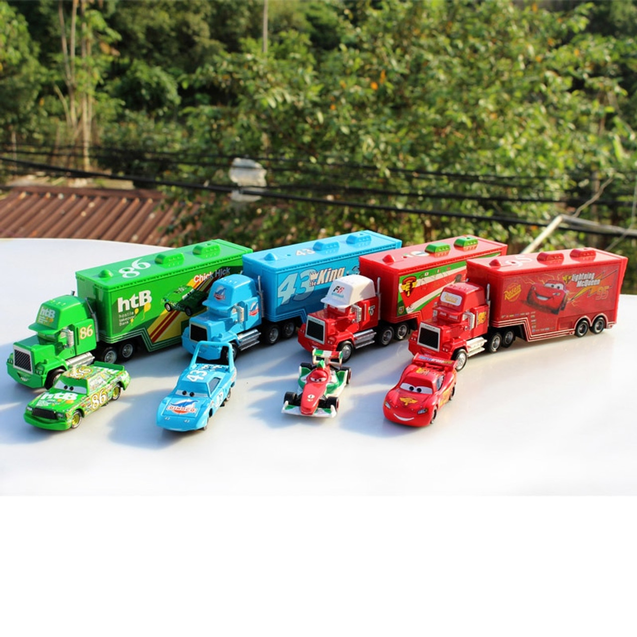 the king lightning mcqueen