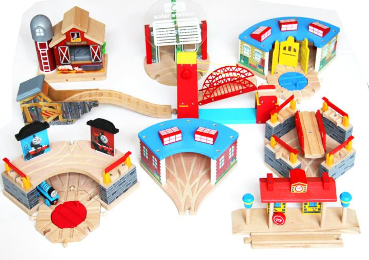 thomas the train wooden accessories