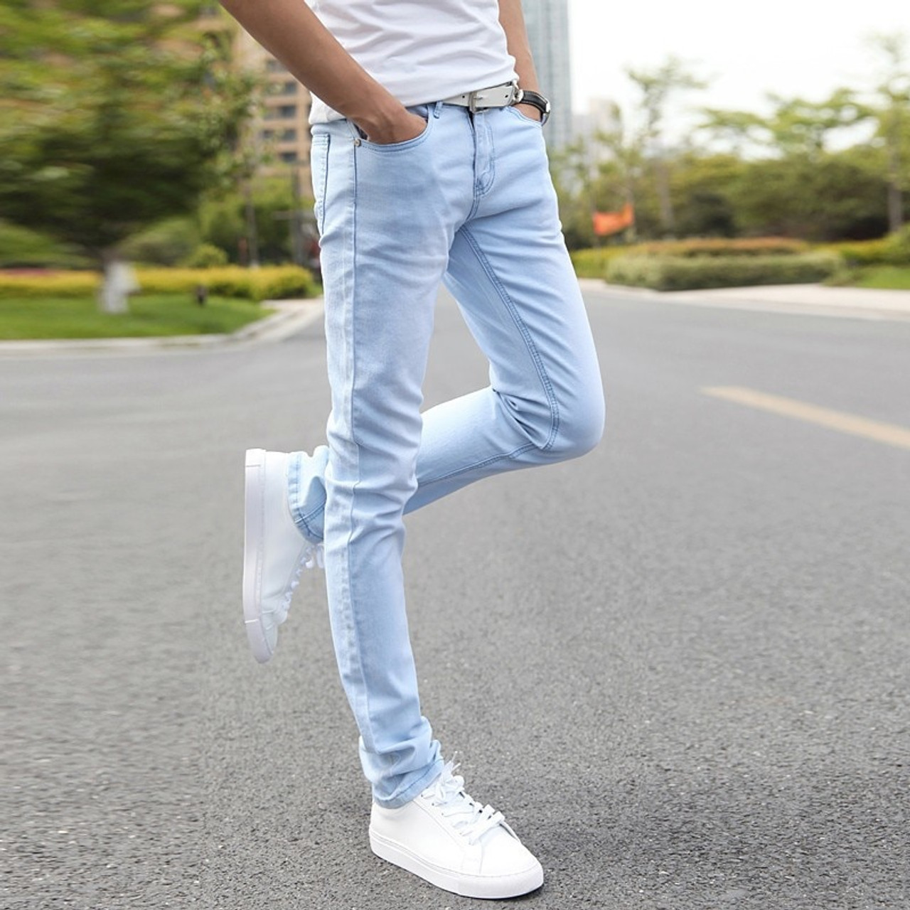 Светло голубые джинсы мужские