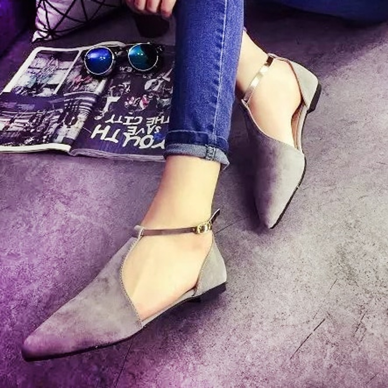 t strap pointed toe flats