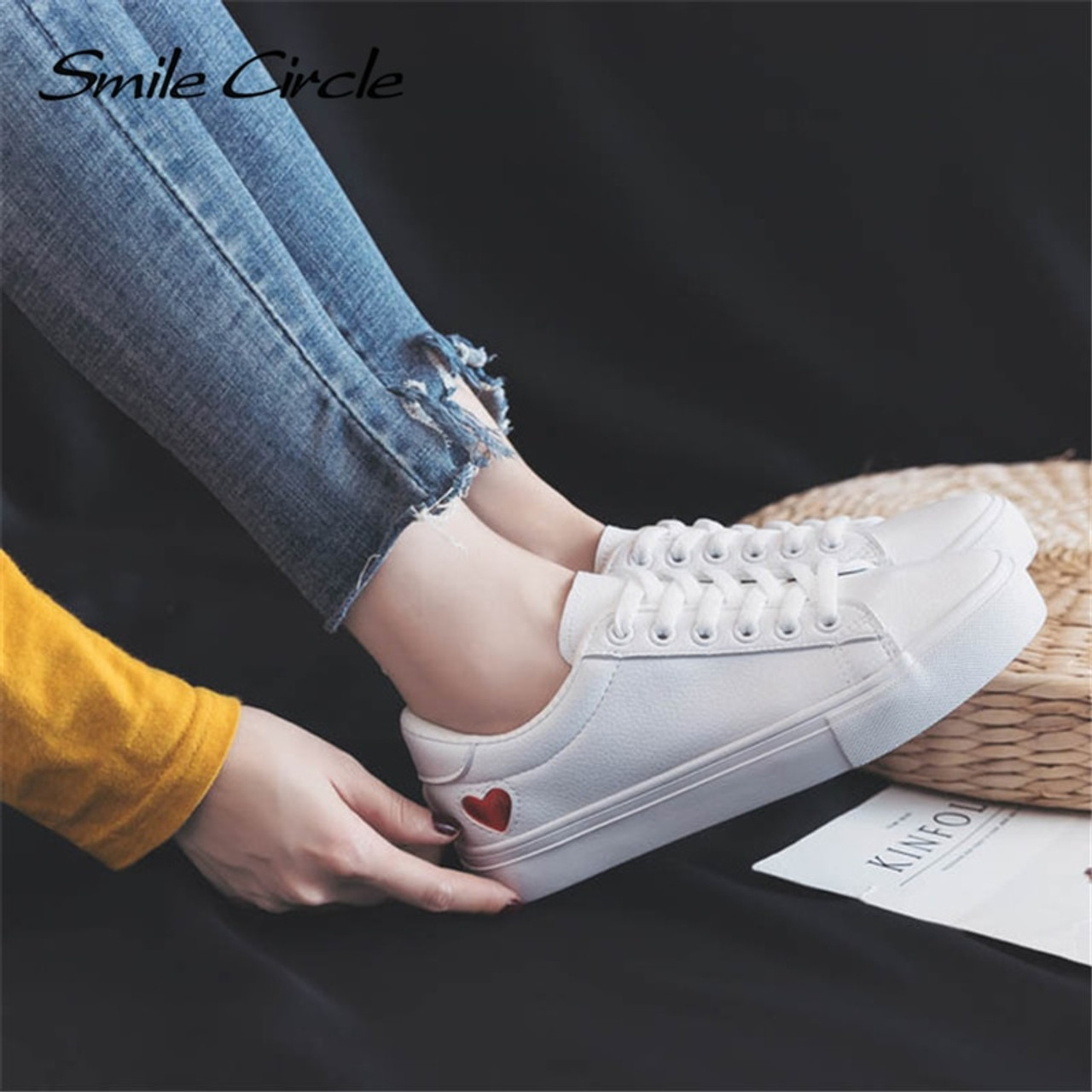 white sneakers for girl