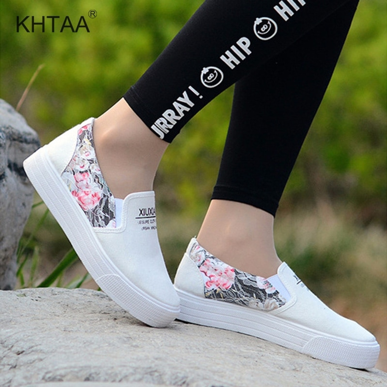 latest flat shoes for ladies 2018